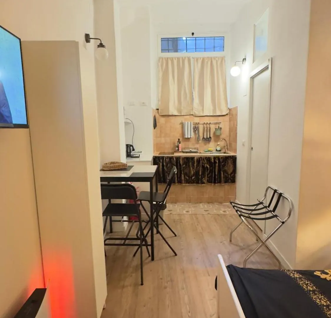 Sanlorenzo House Genoa