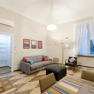 Appartamento Joivy Modern Flat In The Perfect Centre Of, Genova