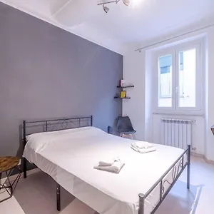 Appartamento Casa Poirot Functional Flat, Genova